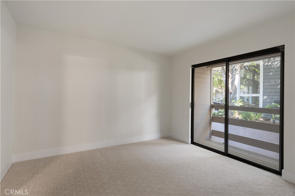 Village (TV) - Residential