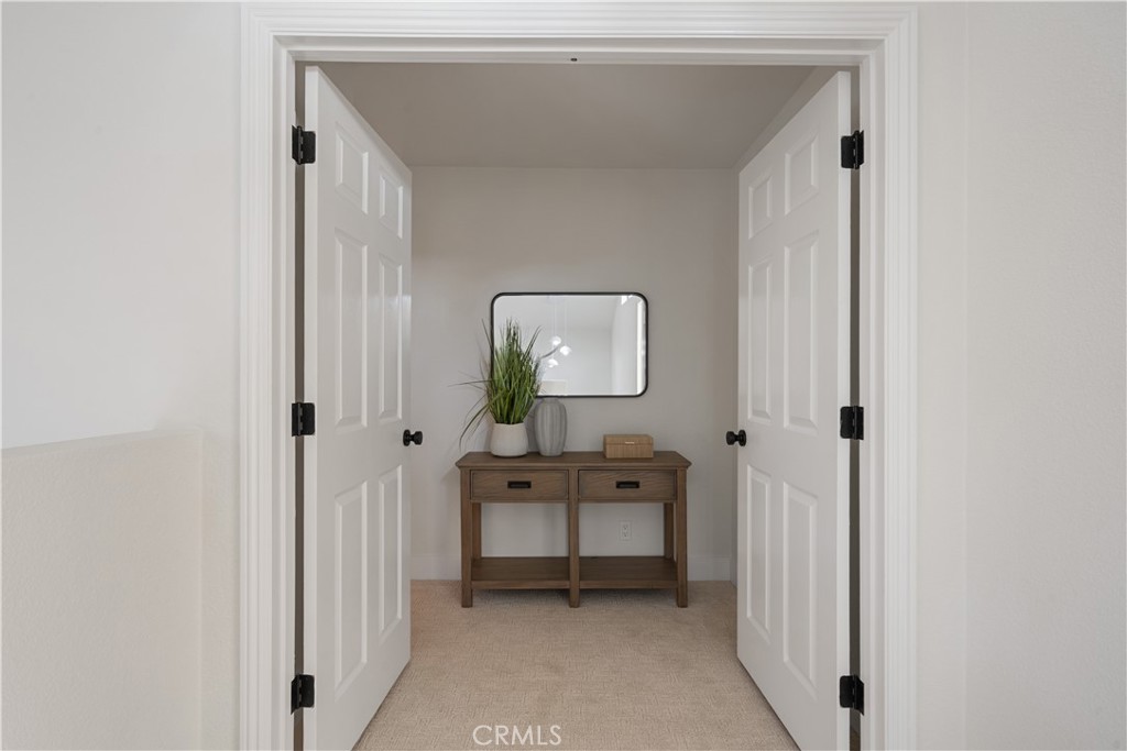 Village (TV) - Residential