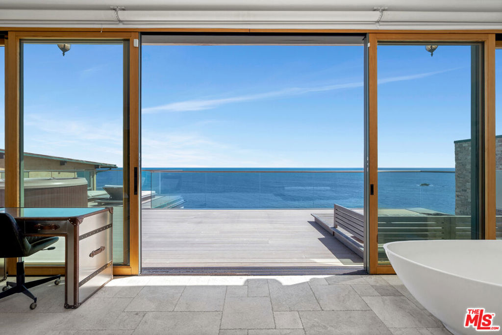 19824 Pacific Coast Highway