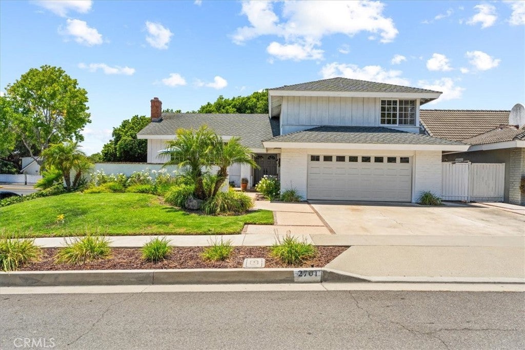 2701 Cardinal DR