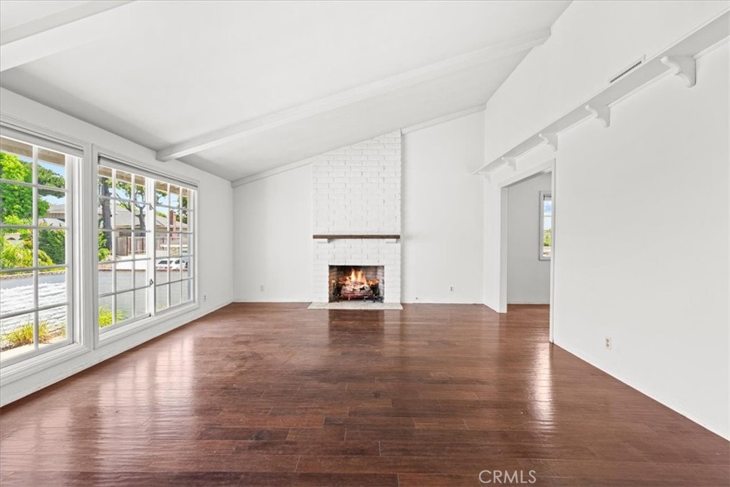 2701 Cardinal