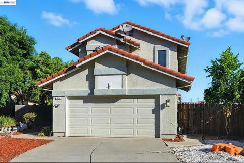 Photo of 2524 2524 Brazil Ct Ct, Antioch, CA 94509 (MLS # 41126572)