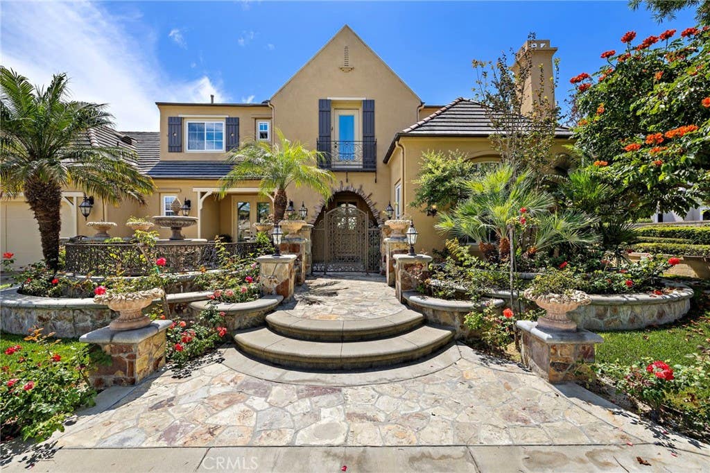 Photo of 30 Palazzo, Newport Beach, CA 92660 (MLS # OC26174418)
