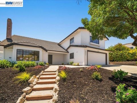 Photo of 7966 Iglesia Dr Dr, Dublin, CA 94568 (MLS # 41140682)