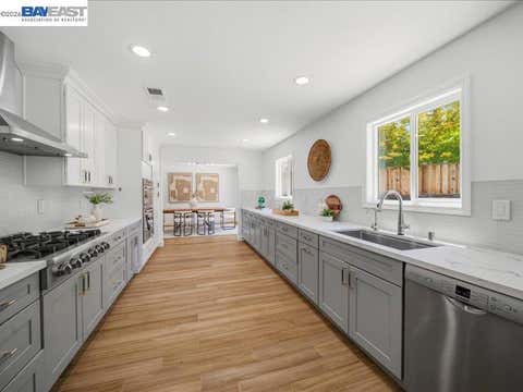 Photo of 7966 Iglesia Dr Dr, Dublin, CA 94568 (MLS # 41140682)