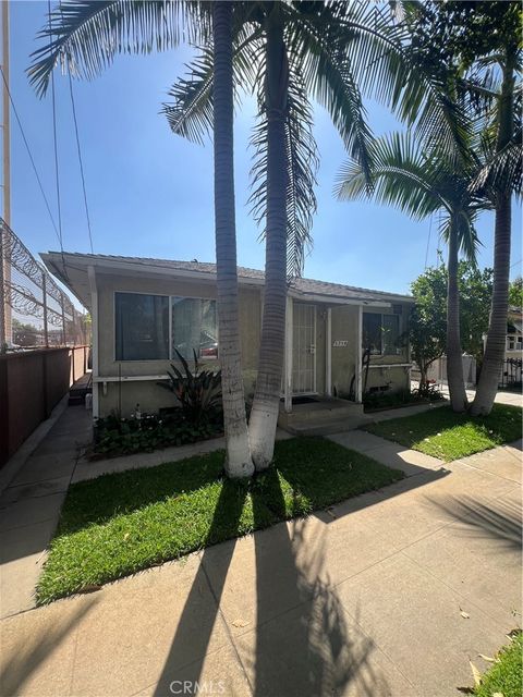 Photo of 5954 Riverside Ave, Huntington Park, CA 90255 (MLS # DW26076650)