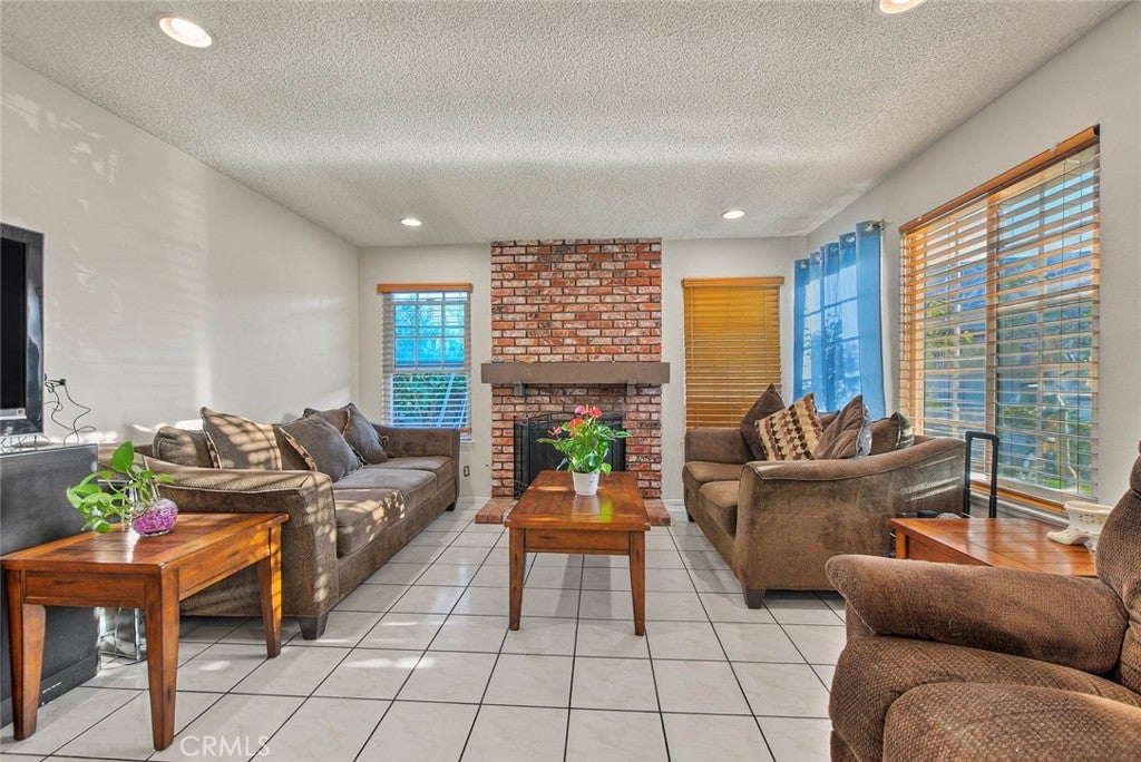 1949 S Palm Place