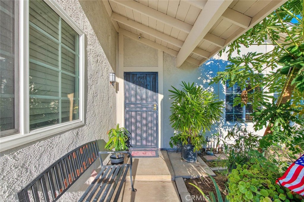 1949 S Palm Place