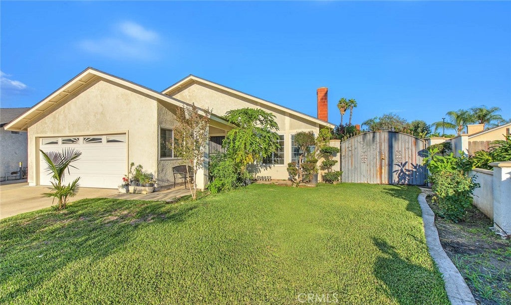 1949 S Palm Place