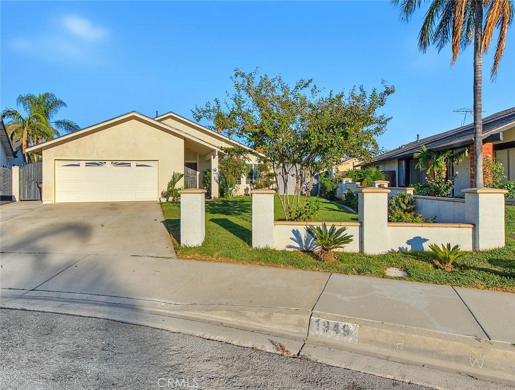 1949 S Palm Place