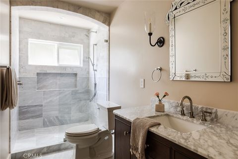 Tiny photo for 7142 Marshfield Way, Los Angeles, CA 90046 (MLS # SB25169627)