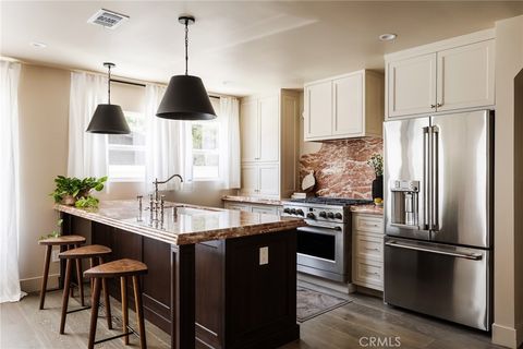 Tiny photo for 7142 Marshfield Way, Los Angeles, CA 90046 (MLS # SB25169627)