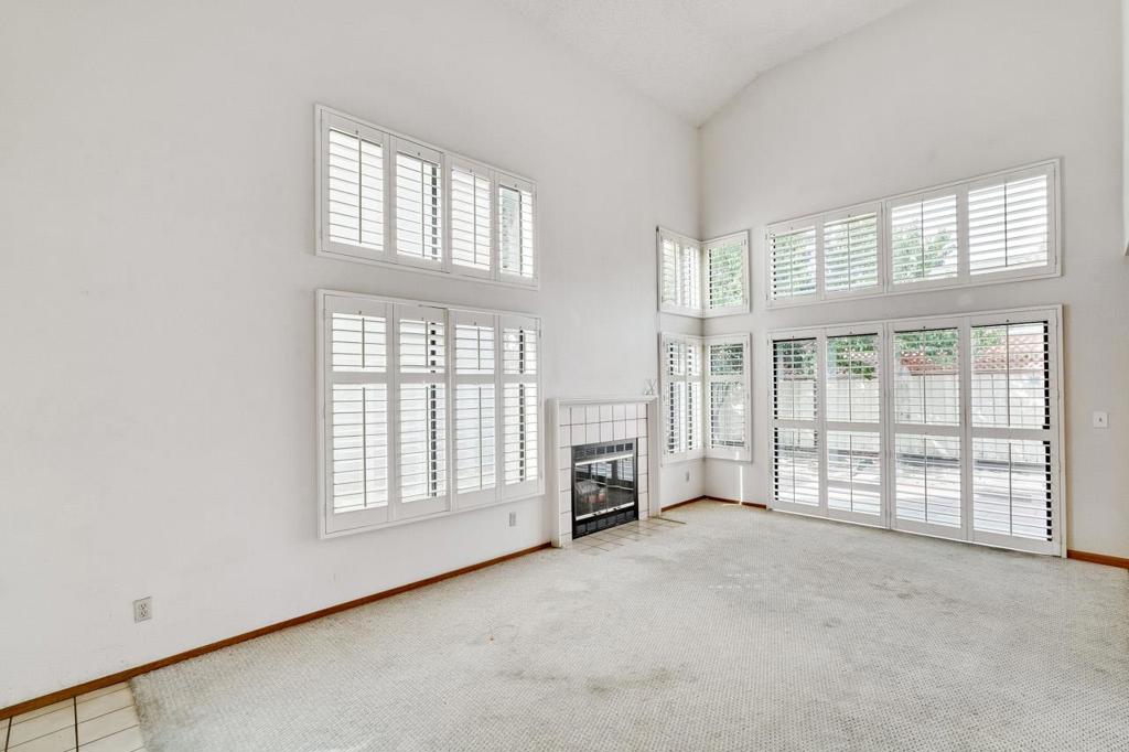 791 Ridgeview Terrace