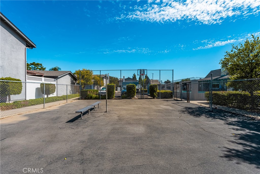 Tustin Green - Residential