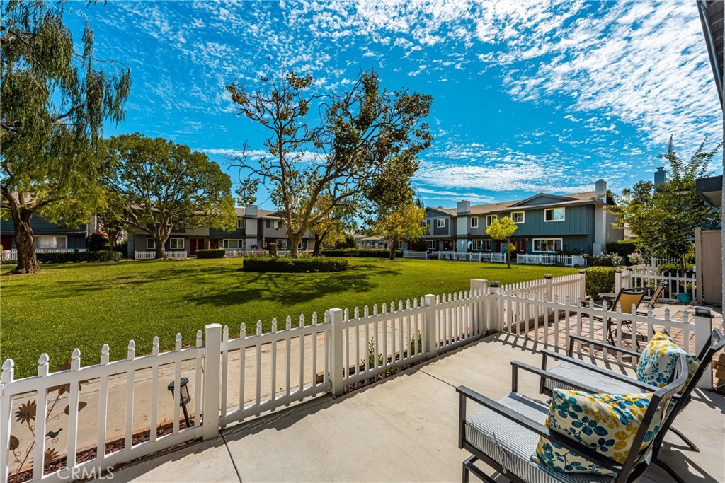 Tustin Green - Residential