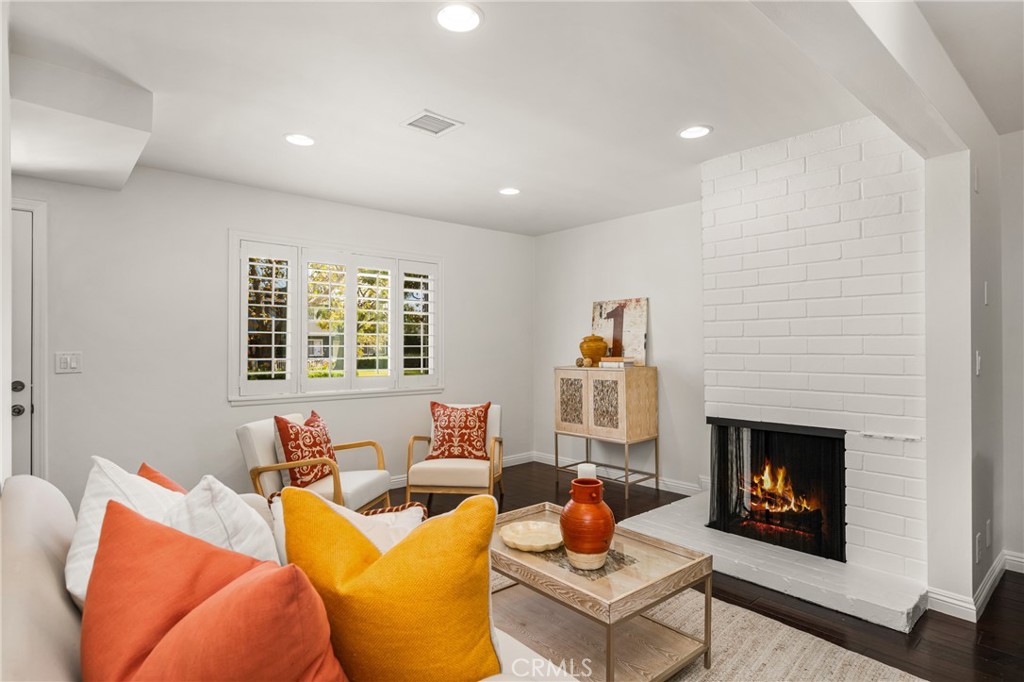 Tustin Green - Residential