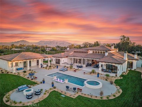 Photo of 277 Crestview Avenue, Camarillo, CA 93010 (MLS # SR25069479) Photo of 277 Crestview Avenue, Camarillo, CA 93010 (MLS # SR25069479)