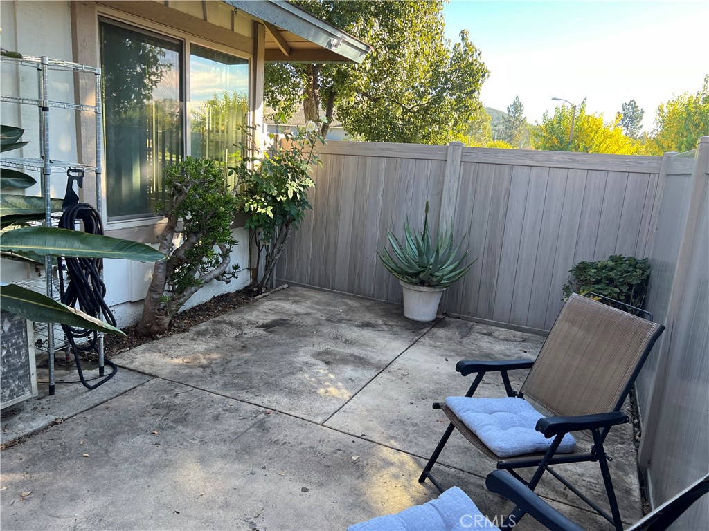 Oakbrook Village Condos (518) - Residential