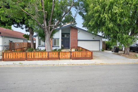 Photo of 4339 Stone Canyon Drive, San Jose, CA 95136 (MLS # ML82050687)