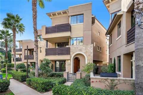 Photo of 5828 Sparrow Court, Playa Vista, CA 90094 (MLS # SB25263265)