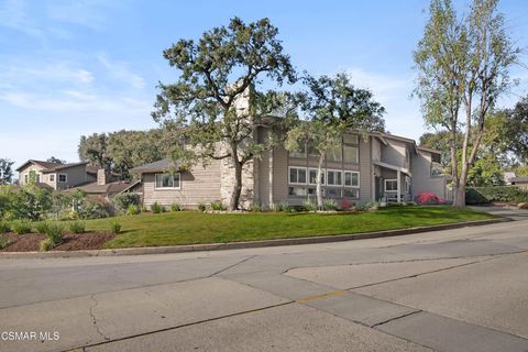 Photo of 340 Santa Inez Way, La Canada Flintridge, CA 91011 (MLS # 226000770)