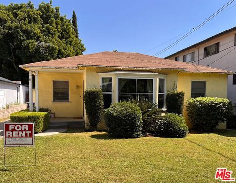 Photo of 1172 Ruberta Avenue, Glendale, CA 91201 (MLS # 26697359)