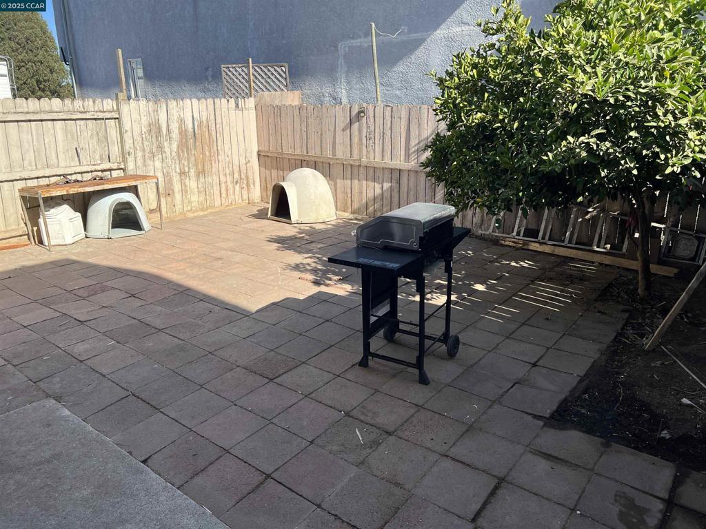 NORTH RICHMOND - Residential