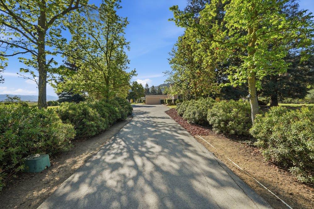 Properties 2 390 Kalana Avenue