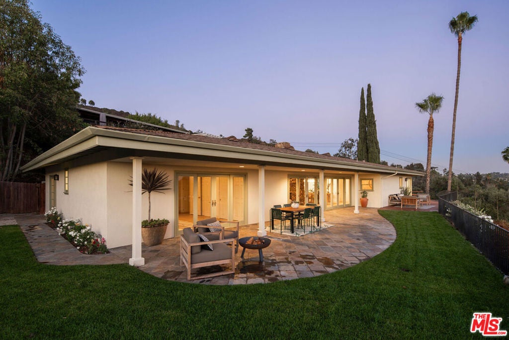 2271 Hill Drive
