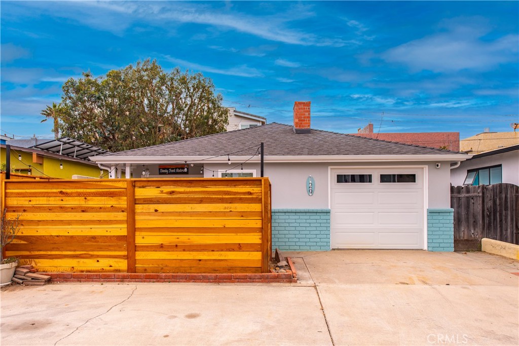 129 Oxnard Avenue