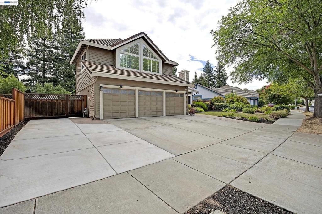 5875 Arlene Way