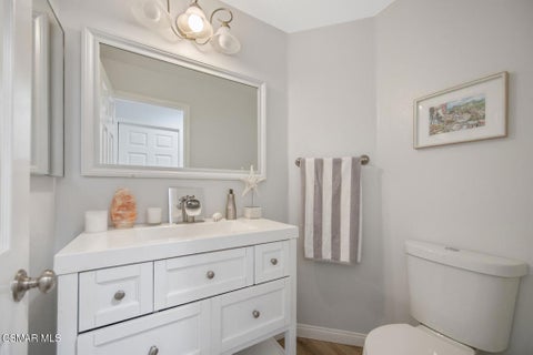Tiny photo for 156 Windrose Drive, Thousand Oaks, CA 91320 (MLS # 226003438)