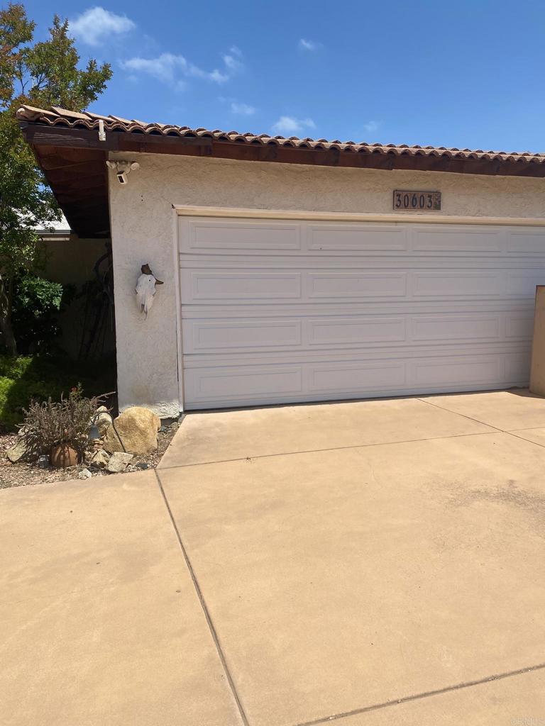 30603 Roadrunner Ridge