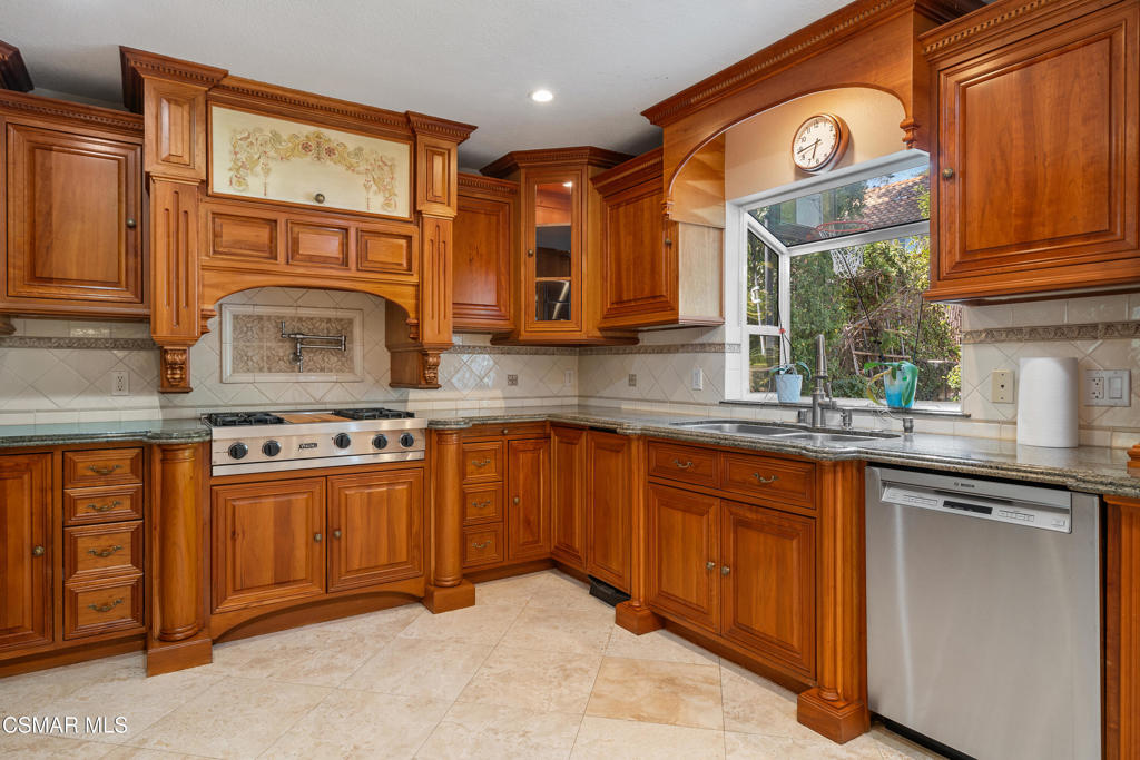 Oak View Ranch-876 - 876 - Residential Lease