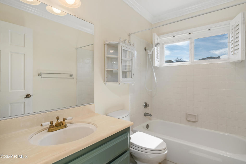 Oak View Ranch-876 - 876 - Residential Lease