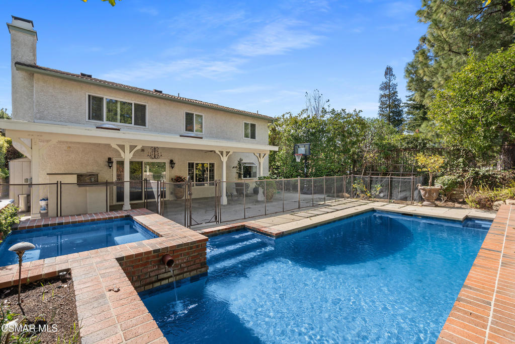 Oak View Ranch-876 - 876 - Residential Lease