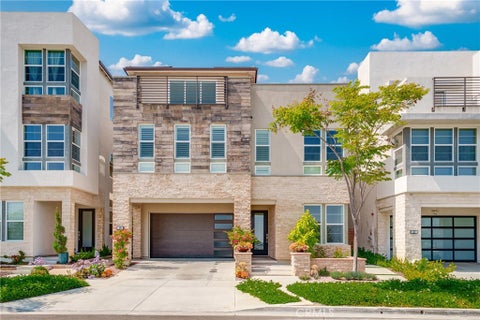 Photo of 438 Sycamore Dr, Montebello, CA 90640 (MLS # OC26207749)