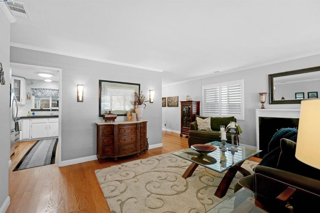 EDEN GARDENS - Residential