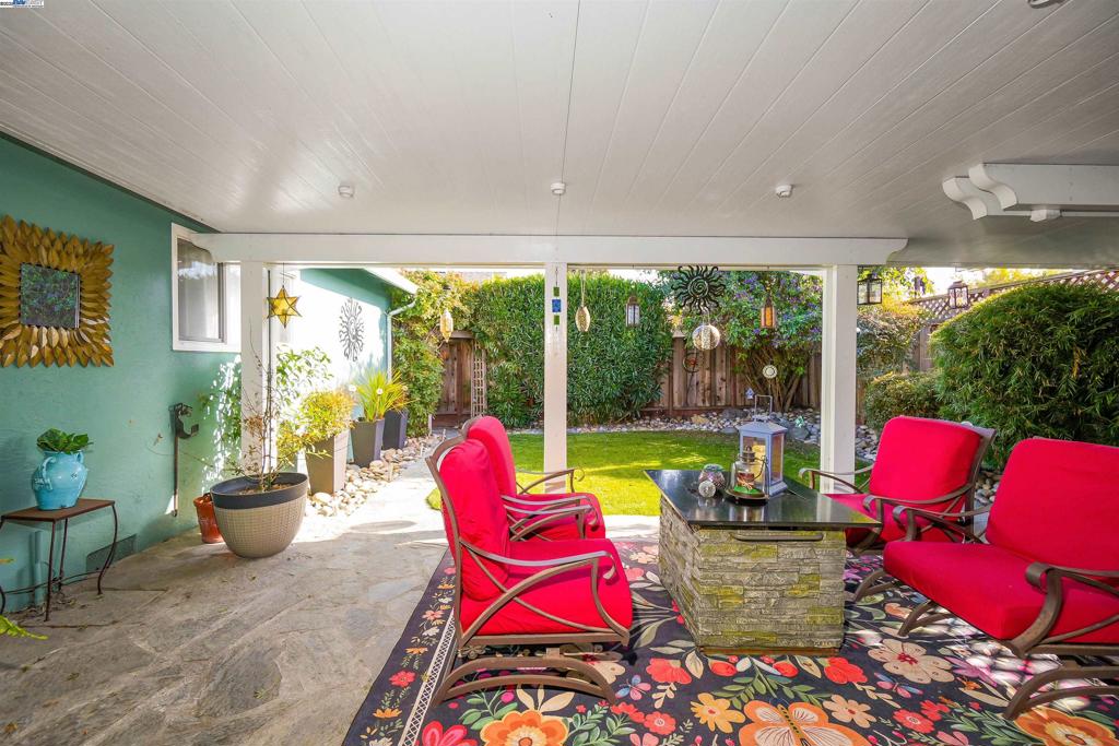 EDEN GARDENS - Residential