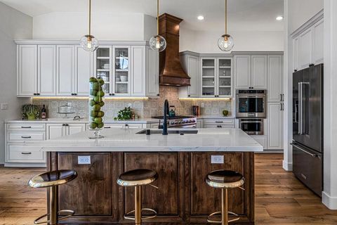 Tiny photo for 50325 Grand Traverse Avenue, La Quinta, CA 92253 (MLS # 219142662PS)