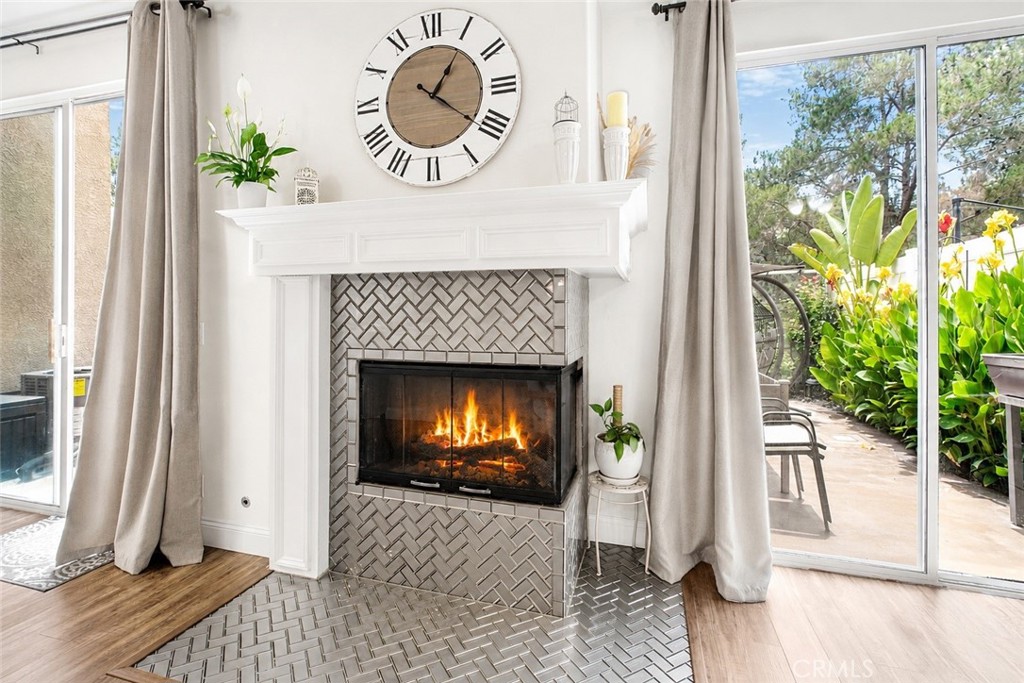 37 Mira Mesa