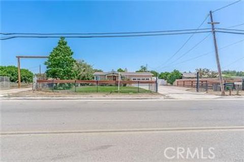 4043 Sierra Norco CA 92860