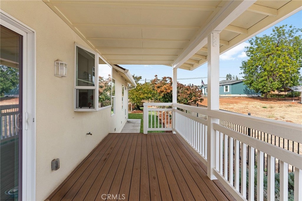 5548 Kemlyn Lane