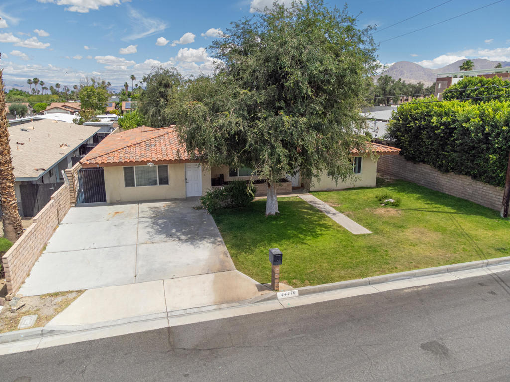 44470 Acacia Drive