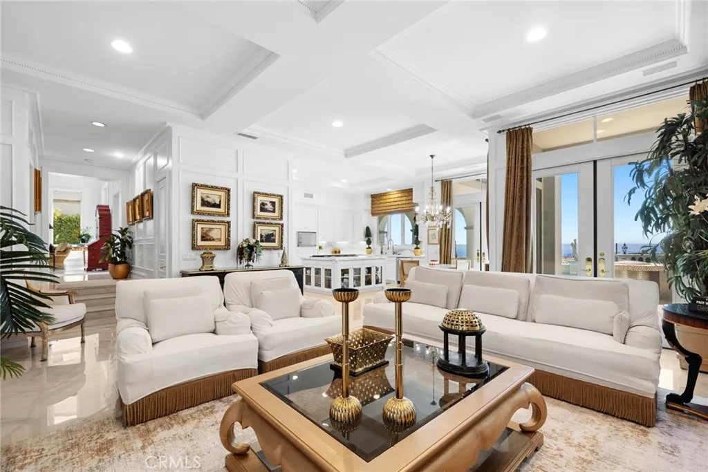 Newport Coast, California 92657, United States, 6 Bedrooms Bedrooms, ,6 BathroomsBathrooms,Residential,Active,172503