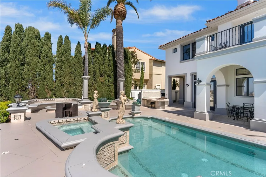 Newport Coast, California 92657, United States, 6 Bedrooms Bedrooms, ,6 BathroomsBathrooms,Residential,Active,172503