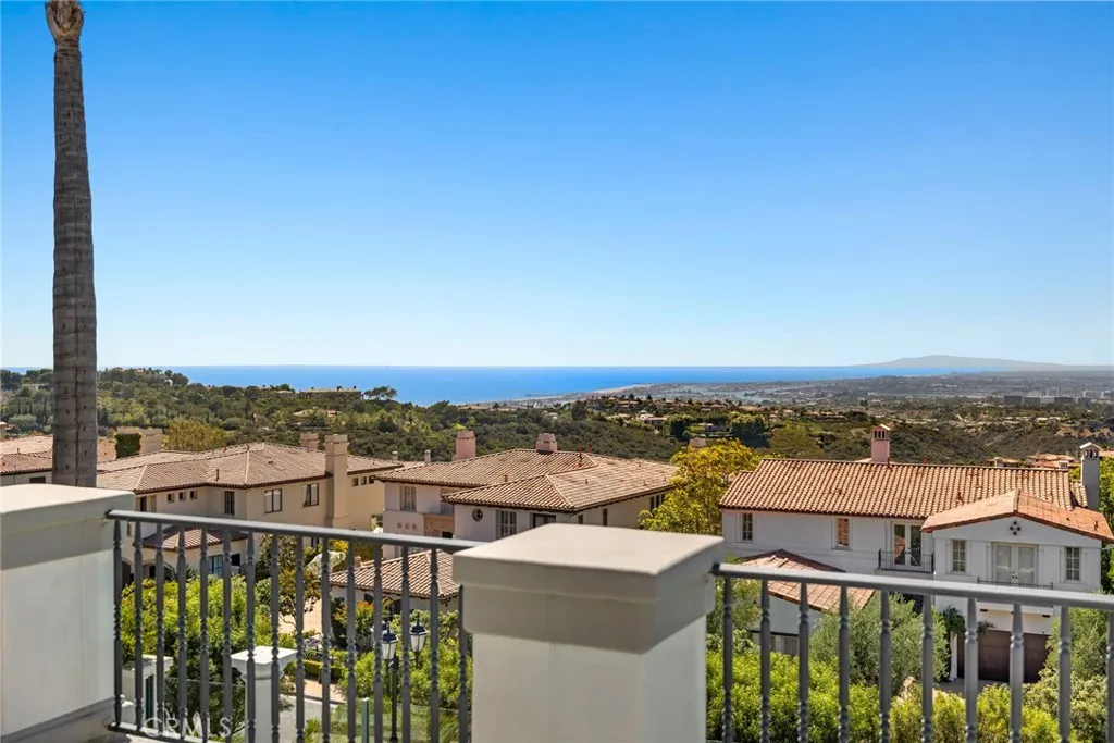 Newport Coast, California 92657, United States, 6 Bedrooms Bedrooms, ,6 BathroomsBathrooms,Residential,Active,172503