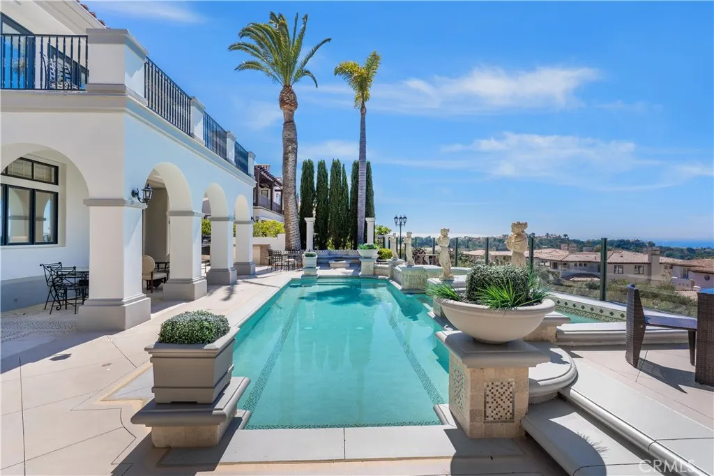 Newport Coast, California 92657, United States, 6 Bedrooms Bedrooms, ,6 BathroomsBathrooms,Residential,Active,172503