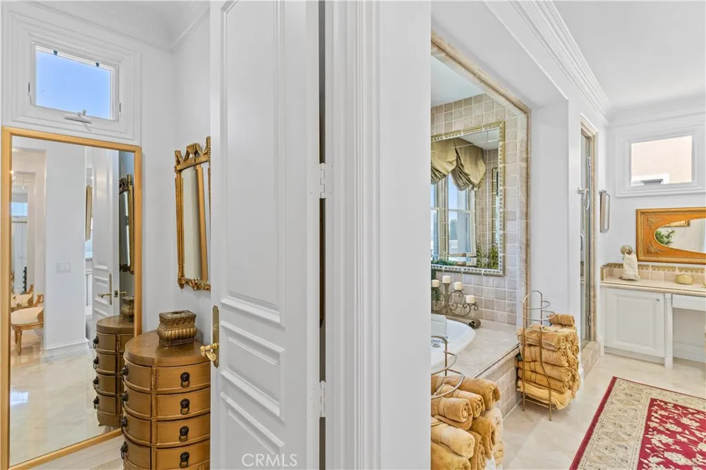 Newport Coast, California 92657, United States, 6 Bedrooms Bedrooms, ,6 BathroomsBathrooms,Residential,Active,172503