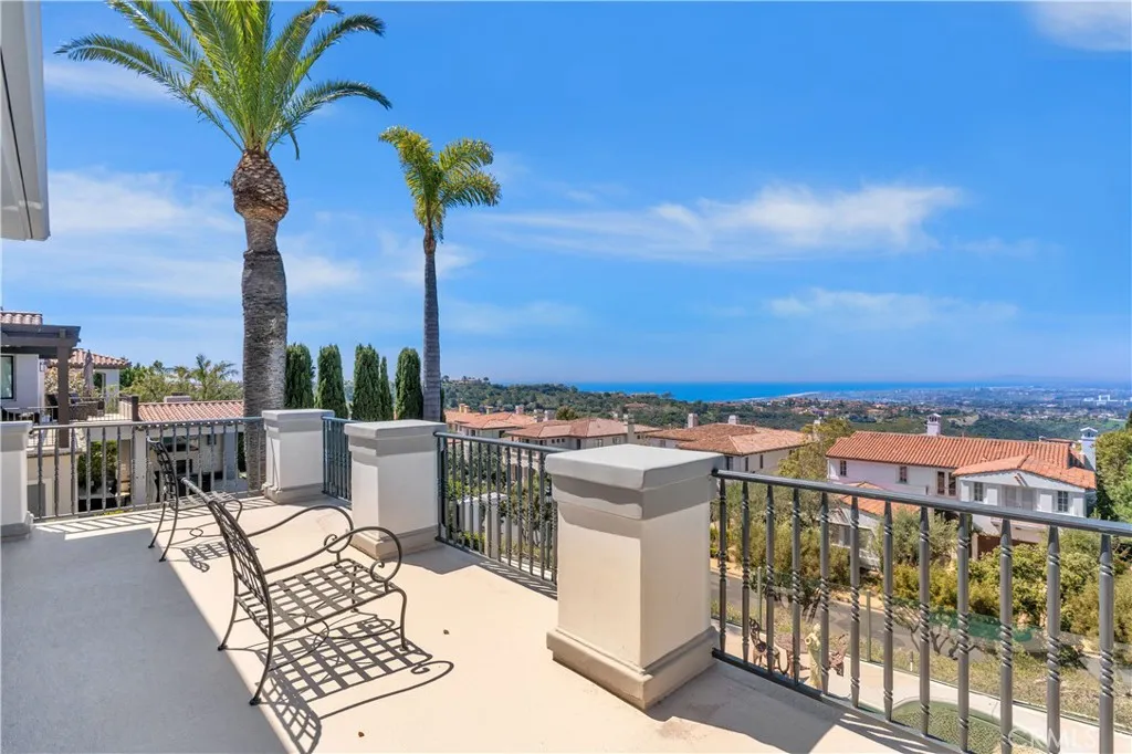 Newport Coast, California 92657, United States, 6 Bedrooms Bedrooms, ,6 BathroomsBathrooms,Residential,Active,172503